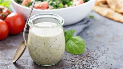 طريقة عمل صوص الرانش في المنزل.. خطوات سهلة وبسيطة