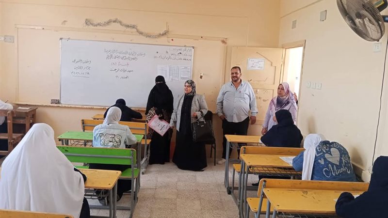 جانب من الإمتحانات