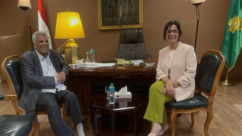 وزيرة الثقافة 
