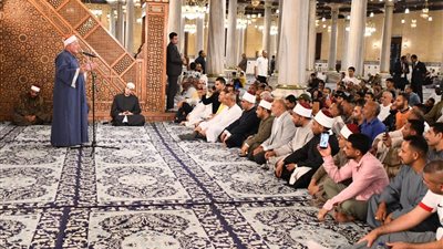 الأوقاف تحيي الليلة الخامسة من ليالي ذي الحجة بمسجد الإمام الحسين