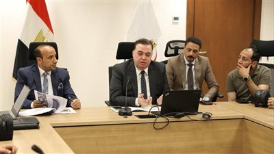 مساعد وزير الصحة يتابع استعدادات المنيا لمنظومة التأمين الصحي الشامل