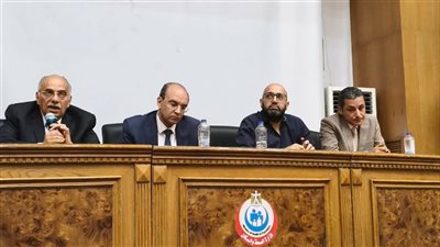 «الصحة» تناقش تطوير خدمات الطوارئ ورفع كفاءة التدريب الإكلينيكي بالمستشفيات 