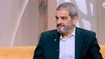 استشاري أسري: المقارنات المستمرة تزرع عدم الاتزان النفسي وتدمر ثقة الأبناء
