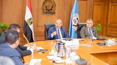 محافظ السويس: مكافحة الفساد أولوية.. والمستشفى الجامعي إضافة نوعية