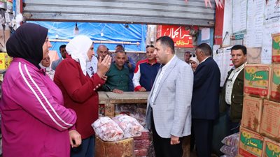 محافظ دمياط يقود حملة ميدانية لمتابعة استعدادات عيد الأضحى المبارك