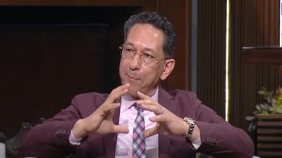 أستاذ طب القصر العيني يحذر: نمط الأكل الغير صحي في العيد يؤدي لجلطات