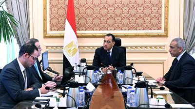 رئيس الوزراء يتابع مستجدات ملف الإصلاح الإداري وتطوير الأداء الحكومي