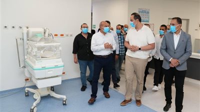 رئيس الرعاية الصحية يتفقد استعدادات التأمين الطبي بالسويس قبل عيد الأضحى