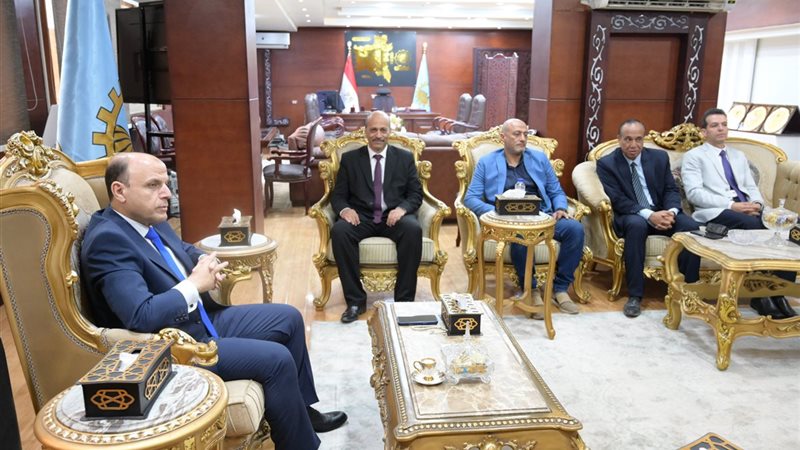 محافظ الغربية 