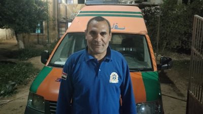 شجاعة استثنائية.. رجل إسعاف ينتشل عاملًا من بئر صرف صحي فى سوهاج 