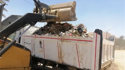 بعد انقضاء العطلة.. خطة طوارئ في سوهاج لرفع مخلفات الأضاحي وتجميل الميادين