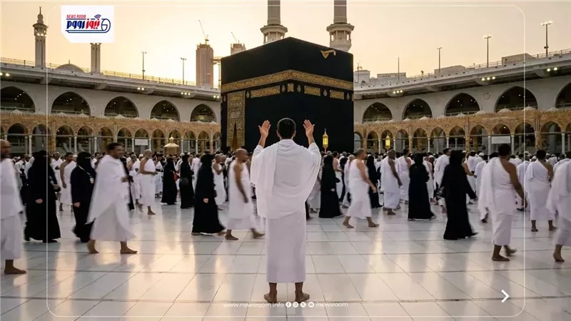 عودة 898 حاجا من