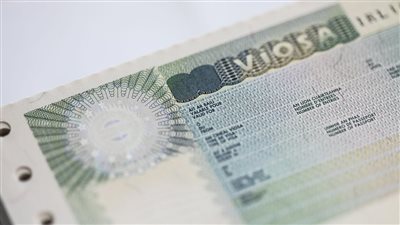 بوابة محتملة للجواسيس.. التأشيرات الأيرلندية للروس تفتح جدلا أمنيا في بريطانيا