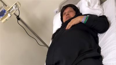 تعرض فيفي عبده لأزمة صحية مفاجئة                                              