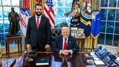 تفاصيل مكالمة الشرع وترامب..دعوة لرفع العقوبات عن سوريا ودعم التعافي الاقتصادي