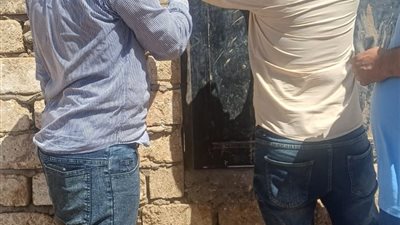 حفاظًا على سلامة المواطنين.. غلق وتشميع 3 حمامات سباحة في نجع حمادي