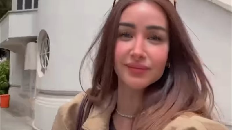 هنا الزاهد