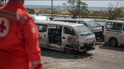 تضرر 16 مستشفى.. الصليب الأحمر اللبناني يحذر من تفاقم الوضع في القطاع الصحي