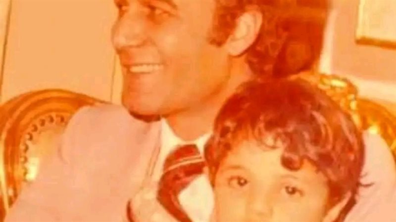 عمرو محمود ياسين