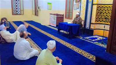 أوقاف أسيوط تُنظّم ندوات المنبر الثابت حول آليات تعزيز الترابط الأسري