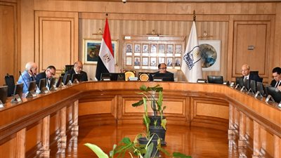 أول قرار من جامعة العاصمة بعد أزمة مسرح كلية الحقوق.. تفاصيل