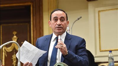 تحرك برلماني لمواجهة فوضى الطب على السوشيال ميديا والفضائيات