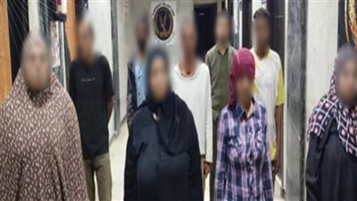 بينهم 4 سيدات.. الداخلية تضبط 10 متهمين باستغلال أحداث في التسول