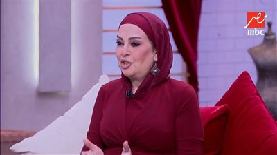 من التجارة إلى عالم الألوان.. الفنانة التشكيلية فاتن جلال: الفن غير حياتي كلها