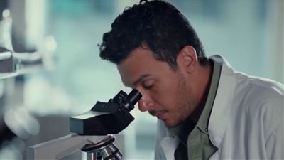 أحد رواد السوشيال ميديا ينتقد مشهد في مسلسل ورد على فل وياسمين |تفاصيل