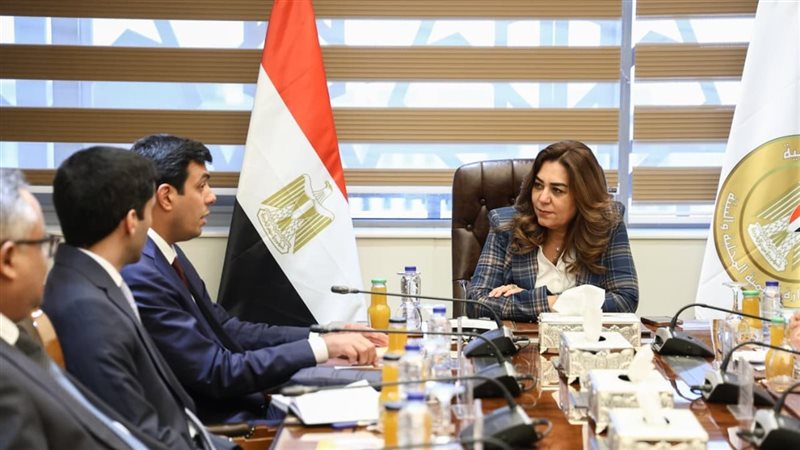 منال عوض