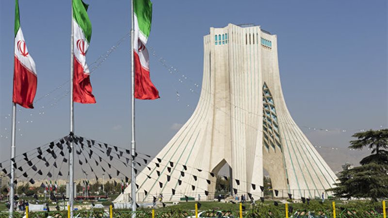 إيران 