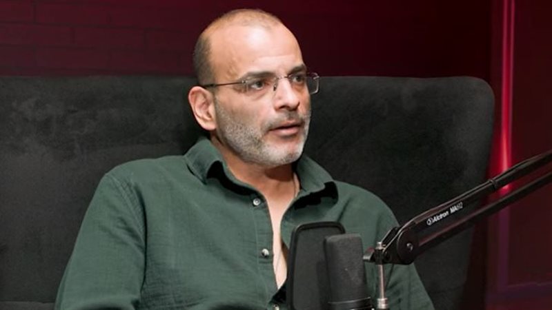 أيمن بهجت قمر