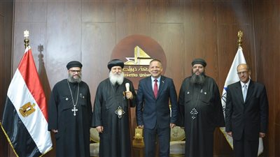 جامعة دمياط تستقبل وفد كنيسة العذراء لتبادل تهاني عيد الأضحى