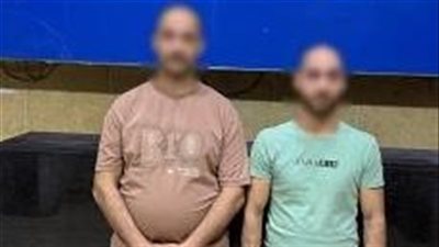 التحقيق مع شخصين بتهمة التعدي على أسرة وتحطيم محلهم بدار السلام