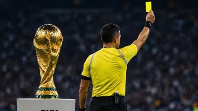 قوانين التحكيم الجديدة في كأس العالم 2026.. أبرزها الكروت الحمراء والركنيات 