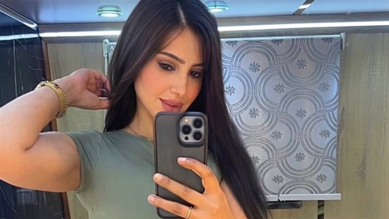 إيمان كامل 