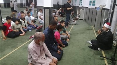 أوقاف السويس تنظم مجالس الفقه لمناقشة ضوابط استخدام الميديا وترسيخ الوعي 