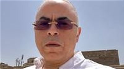 السيناريست عمرو سمير يحذر من استغلال الجنازات للتصوير: سلوك طفيلي وتافه