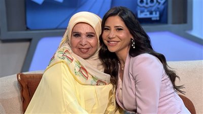 ظهور نادر..مديحة كامل تكشف كواليس لأول مرة عن رحلتها الفنية مع يمنى بدراوي
