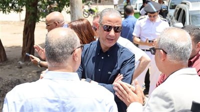 محافظ الجيزة يتفقد موقع أعمال تطوير طريق المريوطية ويوجه بمراعاة المعايير الحضارية