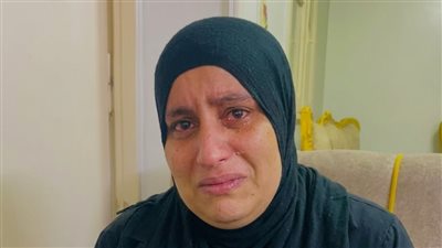 منطقتش كلمة.. إغماء والدة حبيبة ضحية القتل على يد والدها على الهواء | فيديو