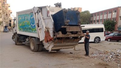حي الجناين يواصل حملات النظافة ورفع المخلفات بعدد من القرى والمناطق التابعة له