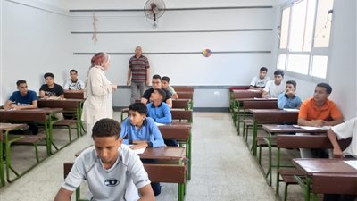 جولات ميدانية لمتابعة امتحانات الشهادة الإعدادية بالسويس وأجواء مناسبة للطلاب