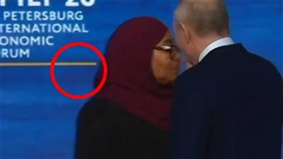 بسبب الميكروفون المفتوح.. بوتين يتدخل لإنقاذ رئيسة تنزانيا من موقف محرج