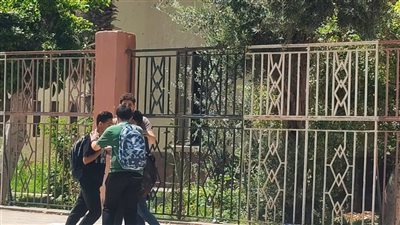 14300 طالبًا بالشهادة الإعدادية ببورسعيد أدوا امتحان الدراسات من خلال 66 لجنة