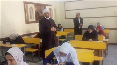 في أجواء مستقرة.. انطلاق امتحانات الثانوية الأزهرية بالإسكندرية