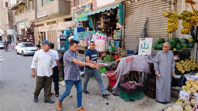 حملات مكثفة لإزالة التعديات والإشغالات المخالفة لإعادة الإنضباط بالشرقية