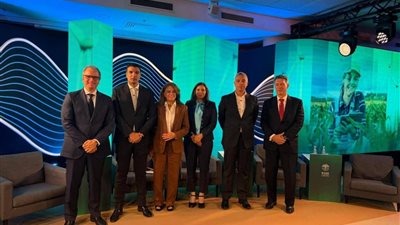 وزير الصناعة يبحث مع مسؤولي تركيا ونيجيريا والمغرب التعاون المشترك