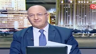 من عامل بناء إلى أسرة من 8 طبيبات.. قصة كفاح مصرية يشيد بها سيد علي