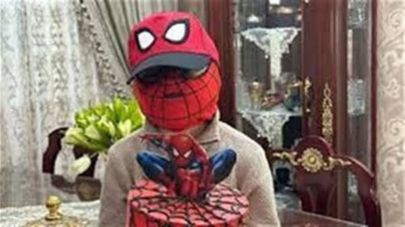 دفاع طفل لام شمسية
